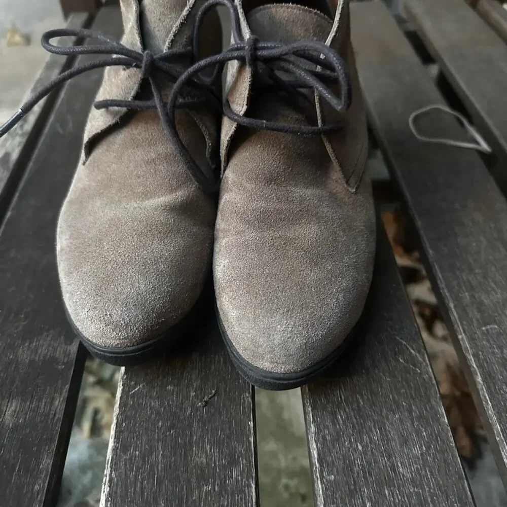 Donald j pliner womens gray